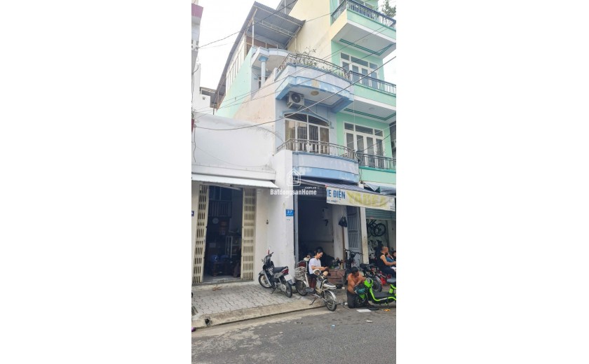 Bán nhà 3 tầng đường lớn Đào Duy Từ – gần Thống Nhất – sổ hồng riêng